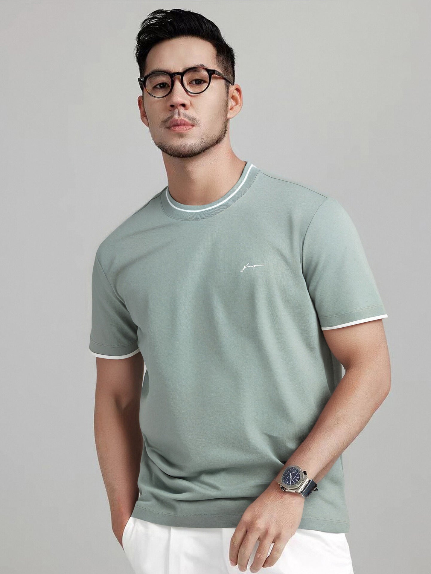 Trendy Color-blocked Round-neck T-shirt For Men With Personalized Artistic Signature Embroidery